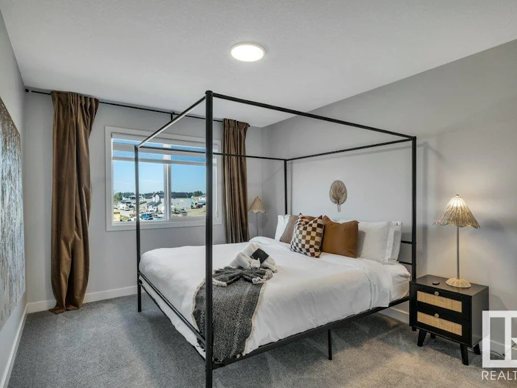 9340 226 Street, Edmonton, AB, T5T 7R5 - 38