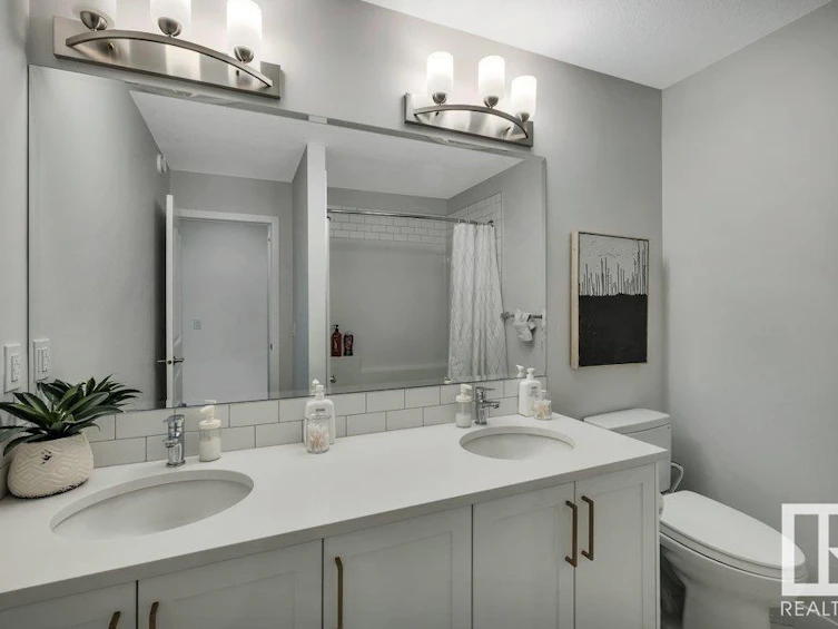 9340 226 Street, Edmonton, AB, T5T 7R5 - 42