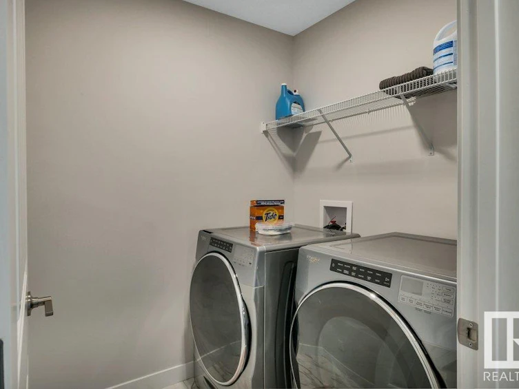 9340 226 Street, Edmonton, AB, T5T 7R5 - 44