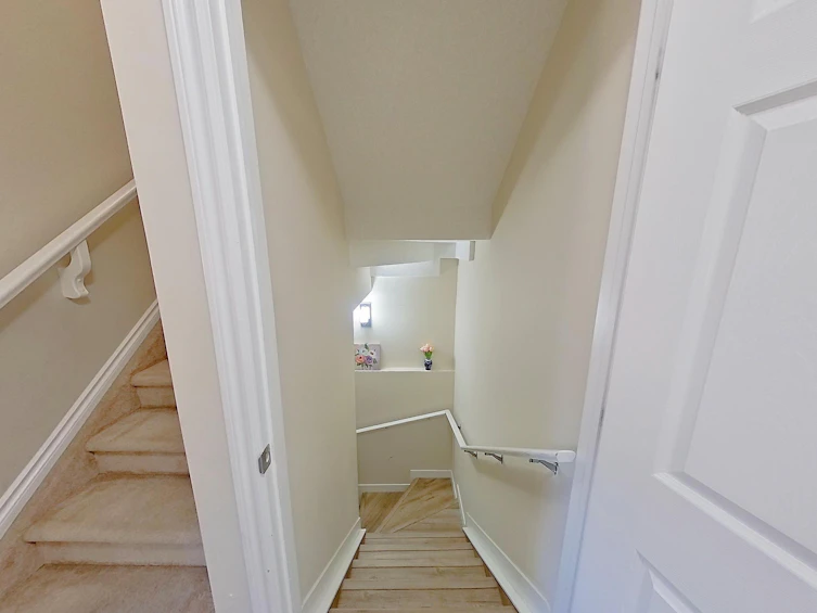 2315 22 Avenue, Edmonton, AB, T6T 0Y4 - 17