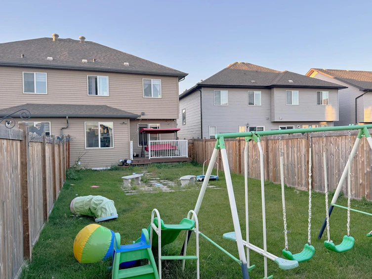 2315 22 Avenue, Edmonton, AB, T6T 0Y4 - 48