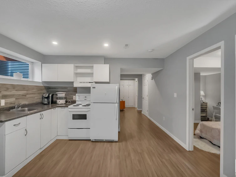 5619 22a Avenue, Edmonton, AB, T6X 2C1 - 39