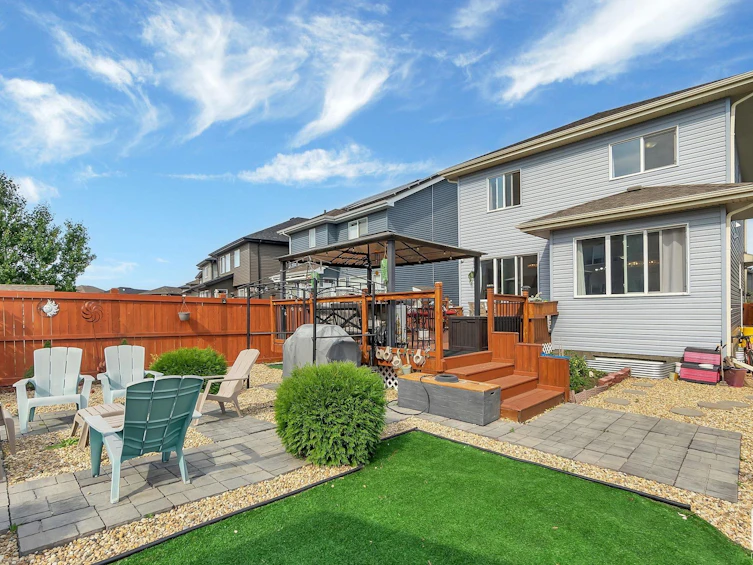 5619 22a Avenue, Edmonton, AB, T6X 2C1 - 50