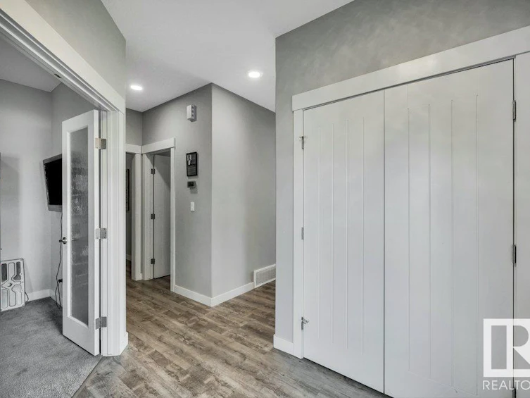 3971 5 Avenue, Edmonton, AB, T6X 2J3 - 5