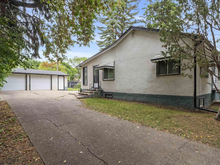 3642 110 Avenue NW, Edmonton, AB, T5W 0H5 - 7