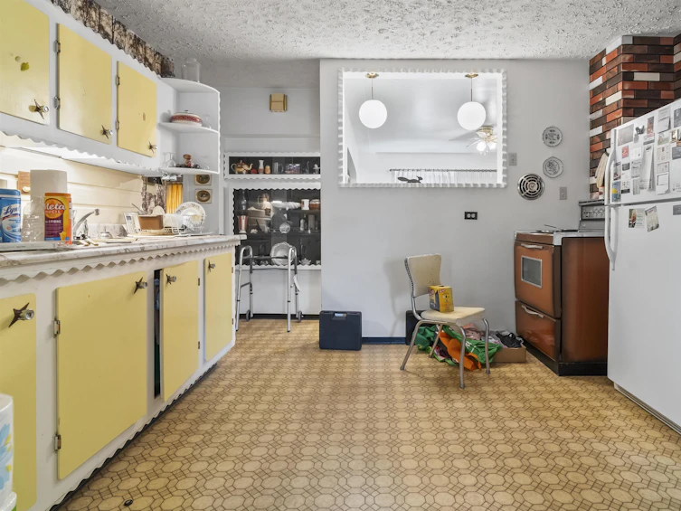 3642 110 Avenue NW, Edmonton, AB, T5W 0H5 - 12