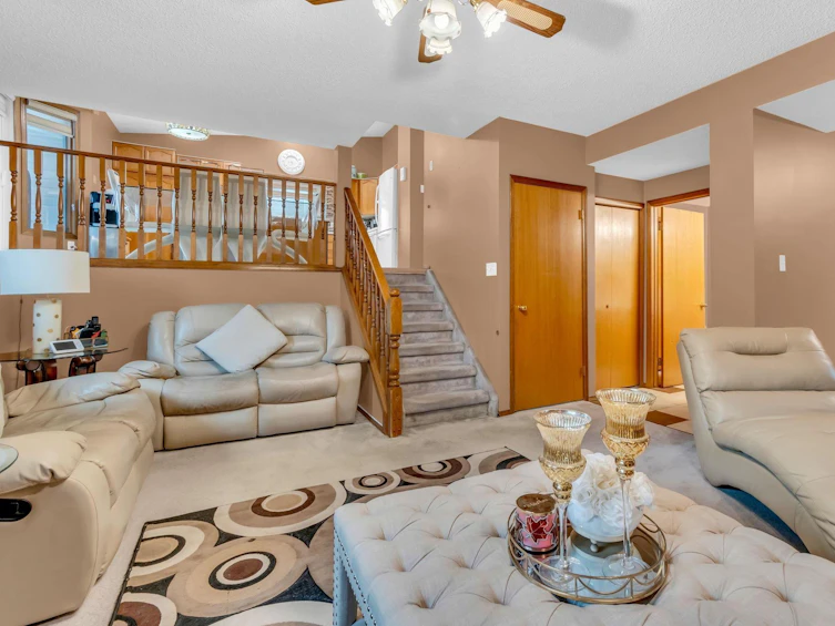 15712 77 Street NW, Edmonton, AB, T5Z 2R8 - 17