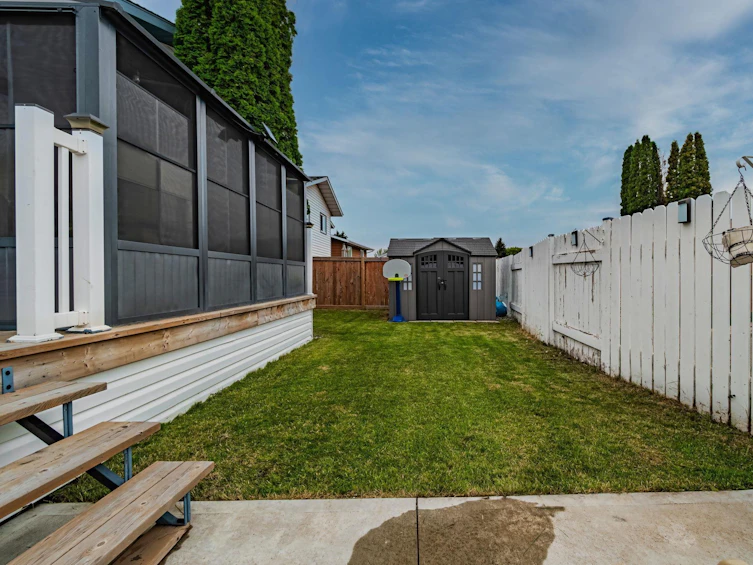15712 77 Street NW, Edmonton, AB, T5Z 2R8 - 38