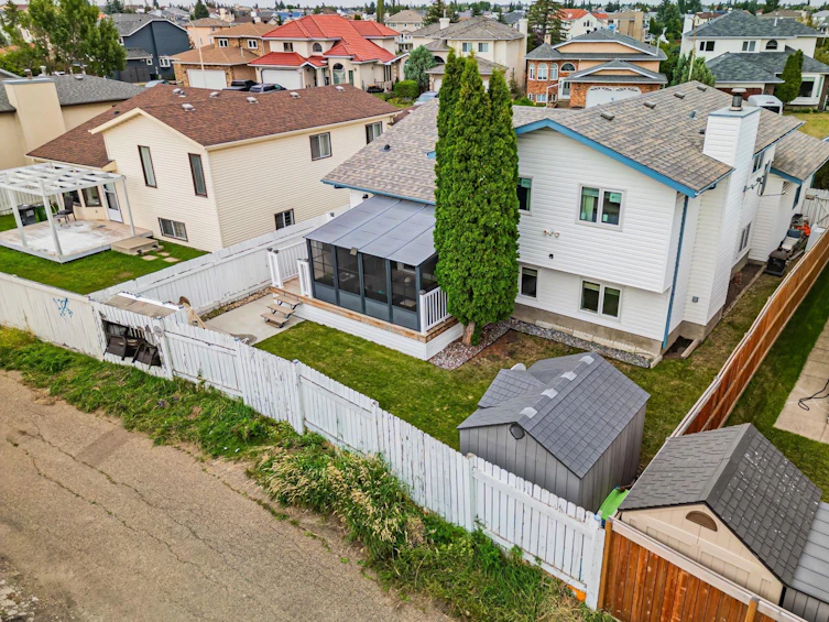 15712 77 Street NW, Edmonton, AB, T5Z 2R8 - 48