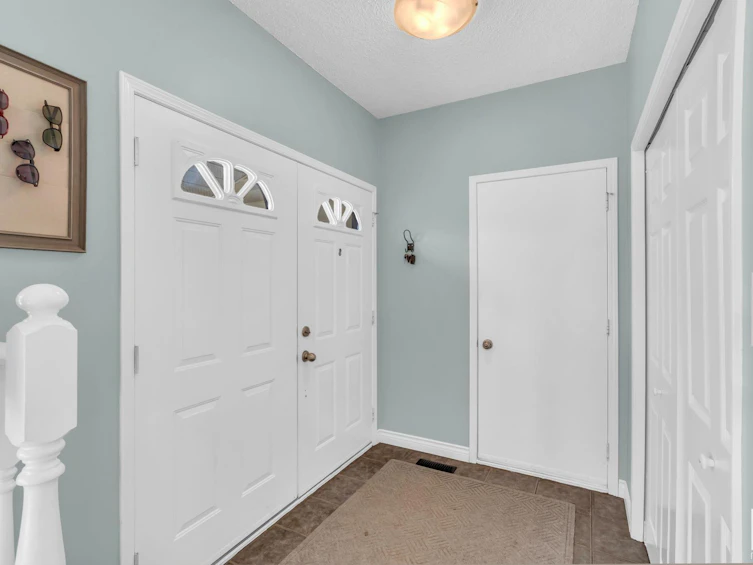7252 152c Avenue, Edmonton, AB, T5C 3L9 - 2