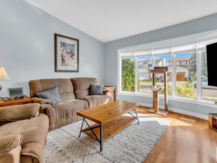 7252 152c Avenue, Edmonton, AB, T5C 3L9 - 3