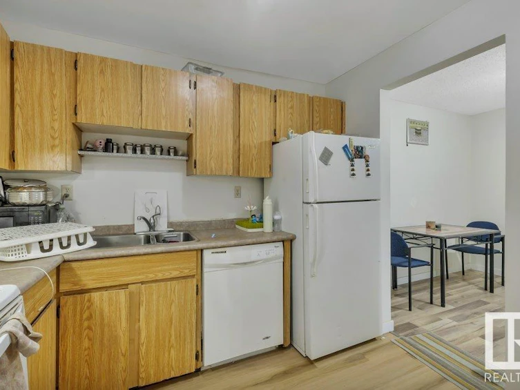 302-1620 48 Street, Edmonton, AB, T6L 5P1 - 12