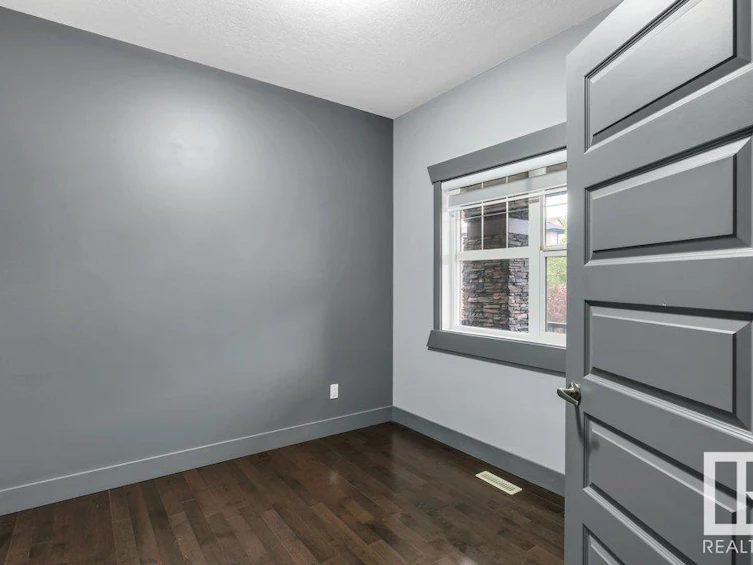 1075 Connelly Way, Edmonton, AB, T6W 0R4 - 8