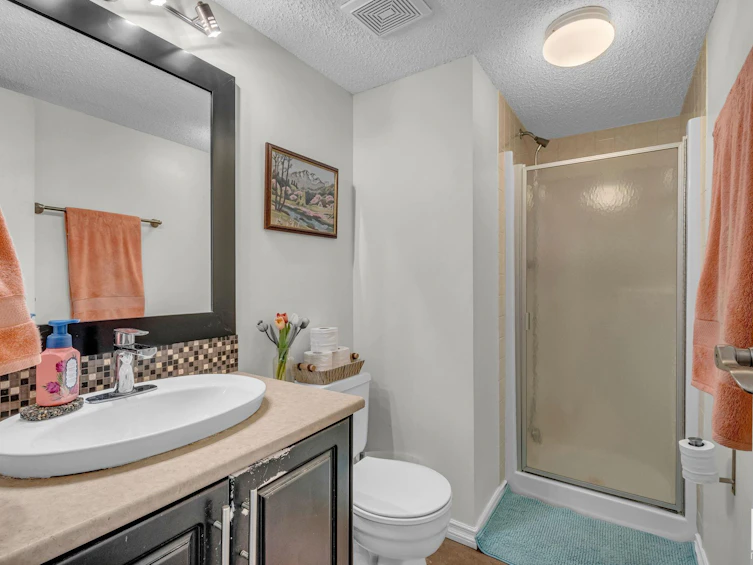 9835 165 Avenue, Edmonton, AB, T5X 4Z1 - 27