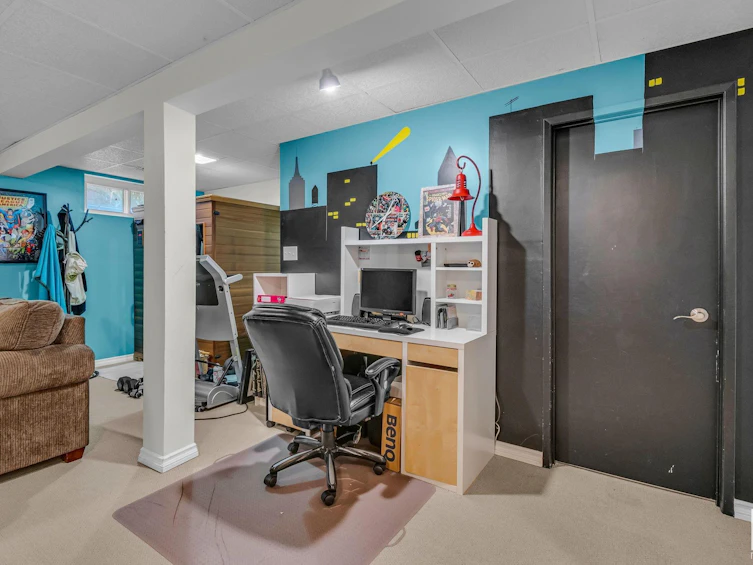 9835 165 Avenue, Edmonton, AB, T5X 4Z1 - 37