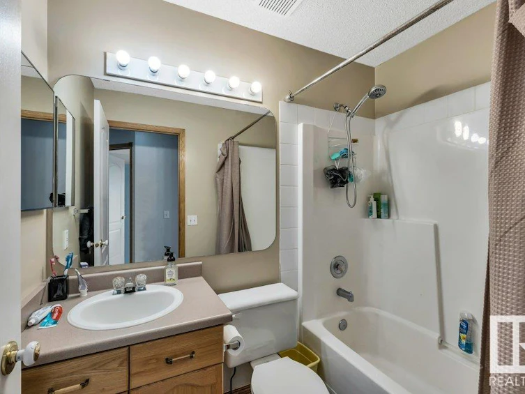 5136 157 Avenue, Edmonton, AB, T5Y 2X5 - 29