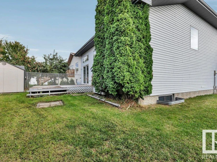 5136 157 Avenue, Edmonton, AB, T5Y 2X5 - 33