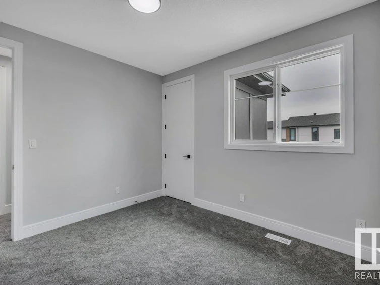 1816 18 Avenue, Edmonton, AB, T6T 2N2 - 50