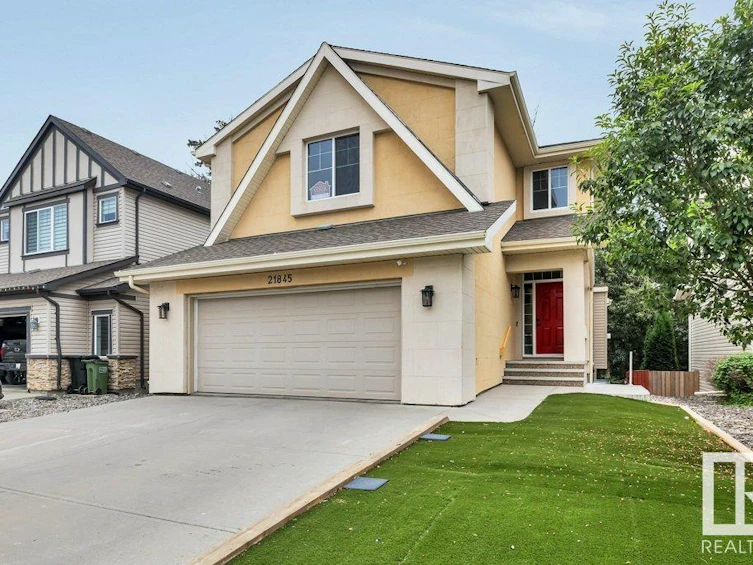 21845 95a Avenue, Edmonton, AB, T5T 3Y6 - 3