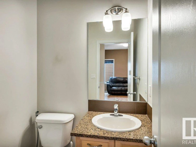 21845 95a Avenue, Edmonton, AB, T5T 3Y6 - 25