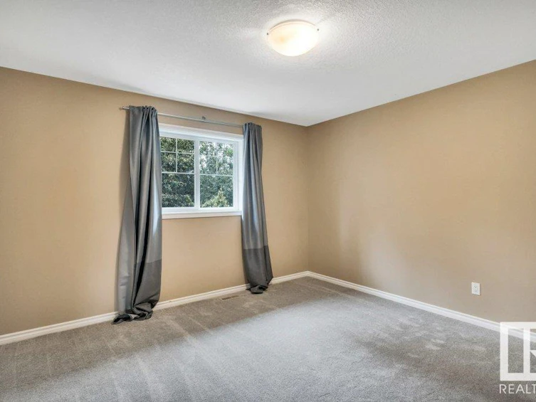 21845 95a Avenue, Edmonton, AB, T5T 3Y6 - 40