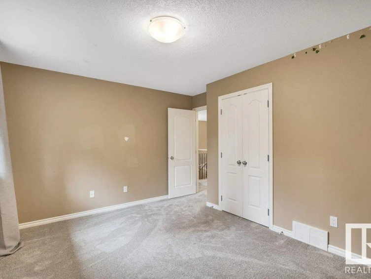 21845 95a Avenue, Edmonton, AB, T5T 3Y6 - 43