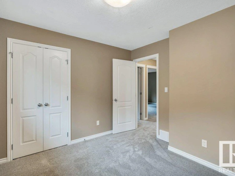 21845 95a Avenue, Edmonton, AB, T5T 3Y6 - 45