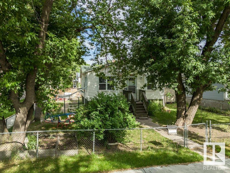12735 124 Street, Edmonton, AB, T5L 0P2 - 46