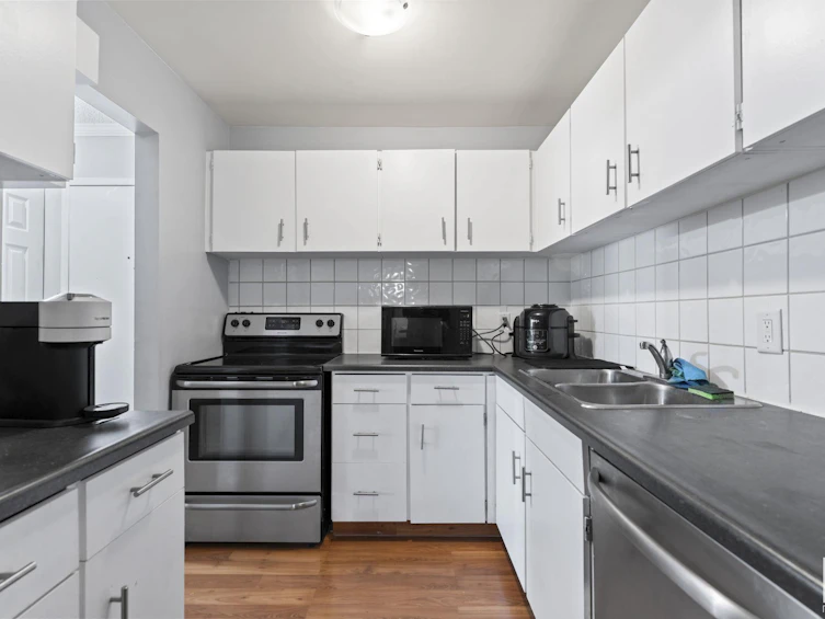 6031 Tudor Glen, St. Albert, AB, T8N 3V4 - 2