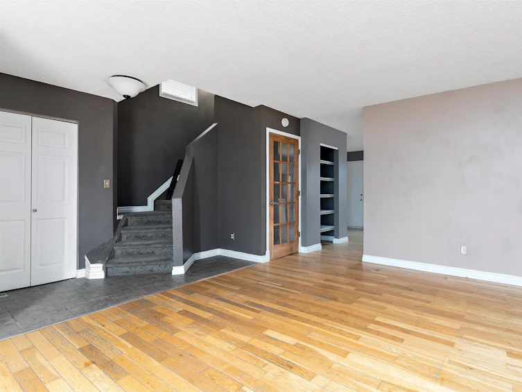 16207 55a Street NW, Edmonton, AB, T5Y 2V1 - 6