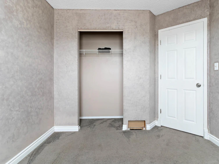 16207 55a Street NW, Edmonton, AB, T5Y 2V1 - 19