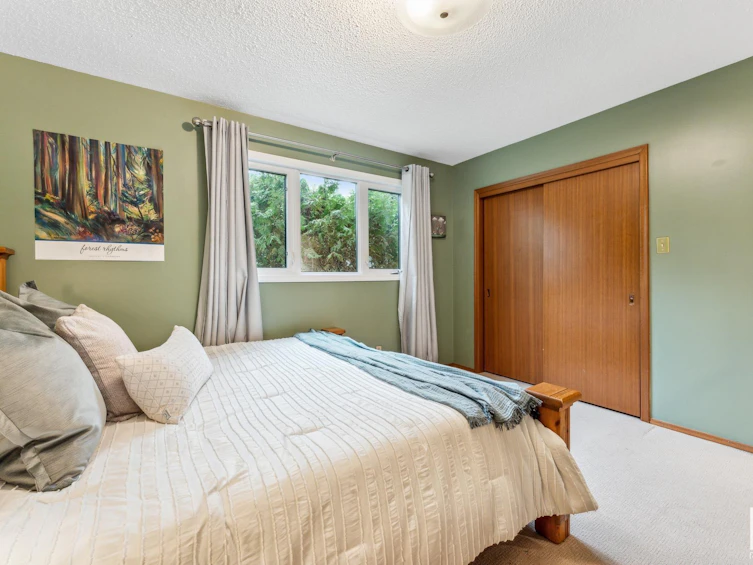 3816 112 Street, Edmonton, AB, T6J 1J2 - 18