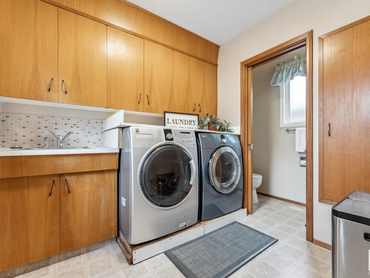 3816 112 Street, Edmonton, AB, T6J 1J2 - 26