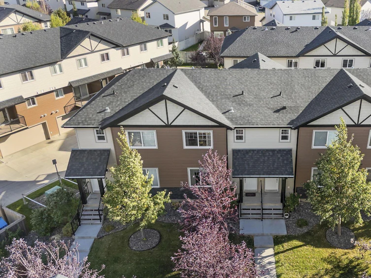 47-8716 179 Avenue NW, Edmonton, AB, T5Z 0J3