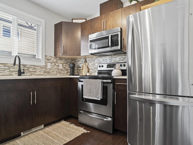 47-8716 179 Avenue NW, Edmonton, AB, T5Z 0J3 - 2
