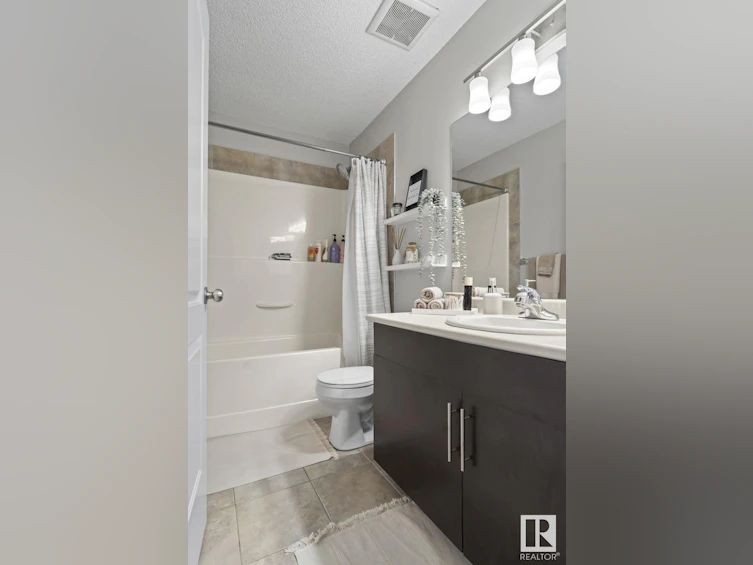 47-8716 179 Avenue NW, Edmonton, AB, T5Z 0J3 - 17