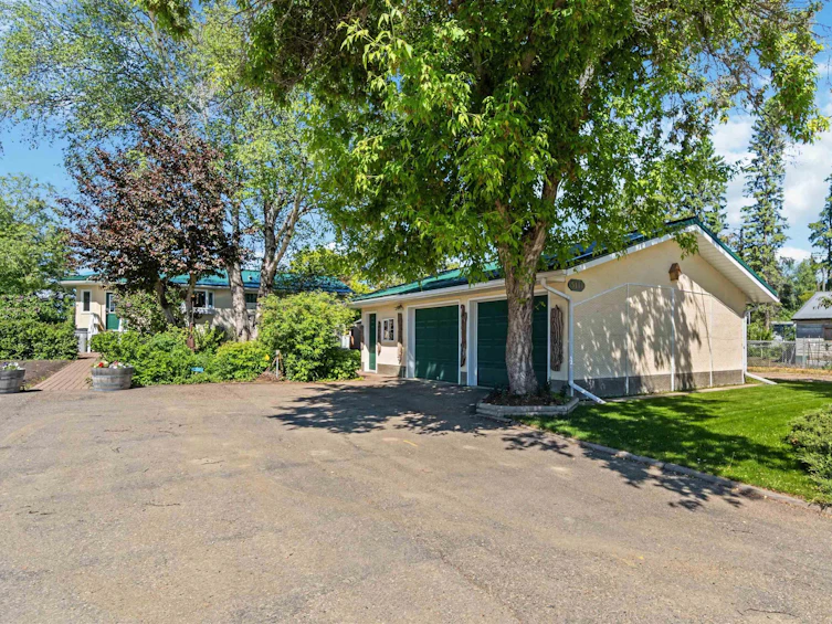 5111 52 Street, Rural Parkland County, AB, T0E 0S0 - 2