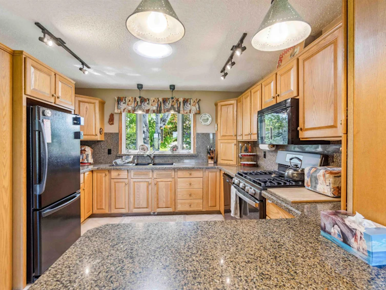5111 52 Street, Rural Parkland County, AB, T0E 0S0 - 10