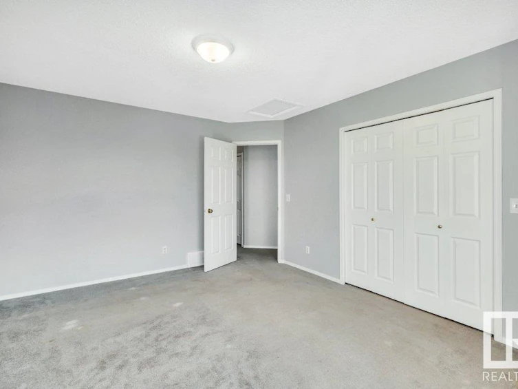 20048 54a Avenue, Edmonton, AB, T6M 2W4 - 22