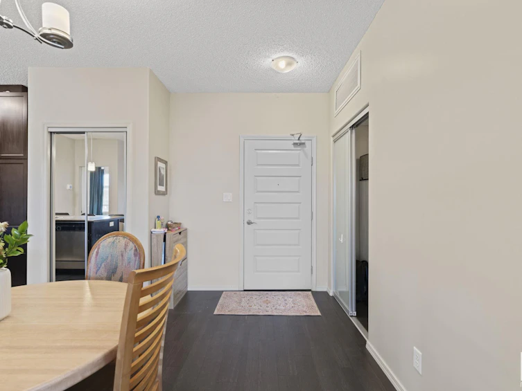 429-7825 71 Street, Edmonton, AB, T6B 3R9 - 4