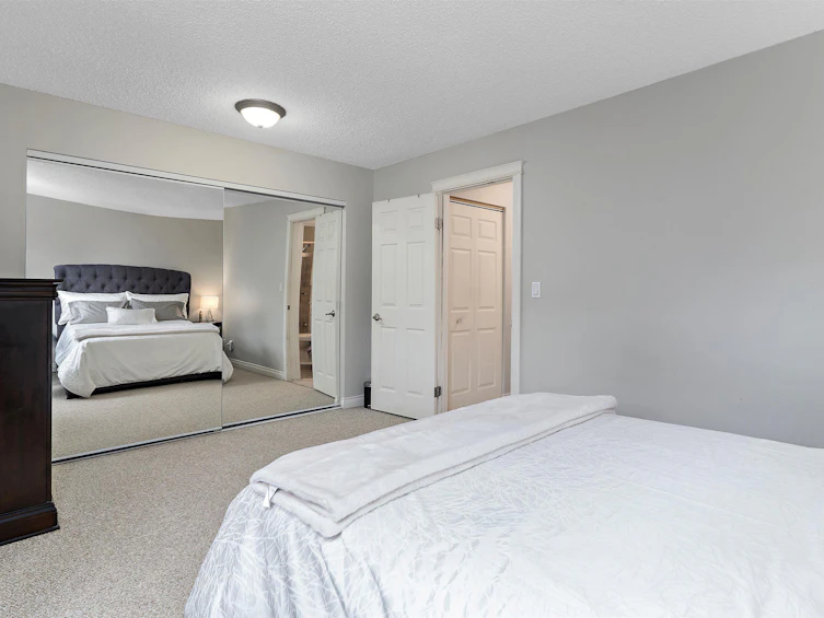 33-10453 20 Avenue, Edmonton, AB, T6J 5H1 - 21