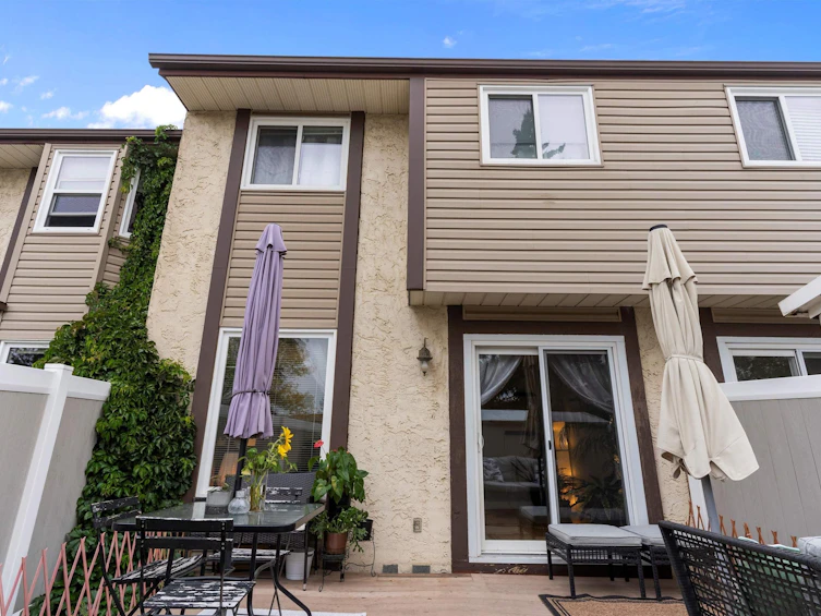 33-10453 20 Avenue, Edmonton, AB, T6J 5H1 - 33