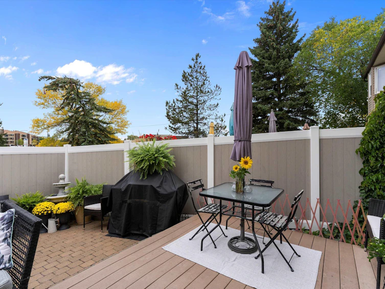 33-10453 20 Avenue, Edmonton, AB, T6J 5H1 - 34