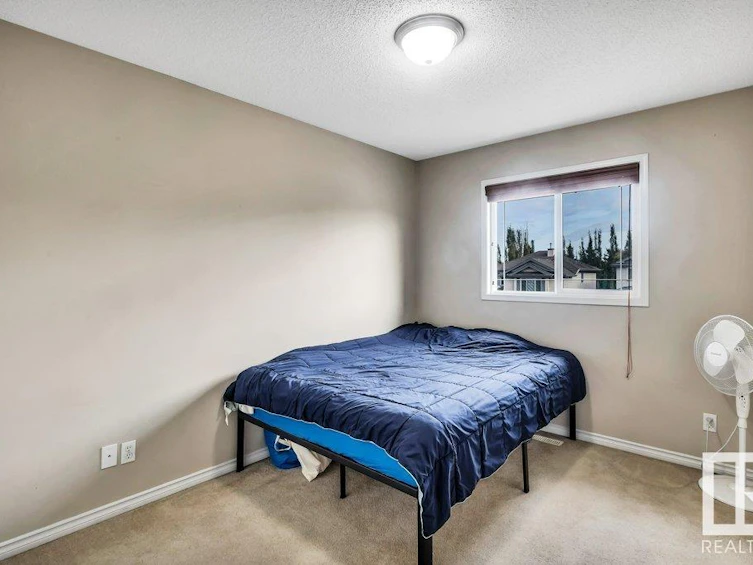 824 77 Street, Edmonton, AB, T6X 0A3 - 25