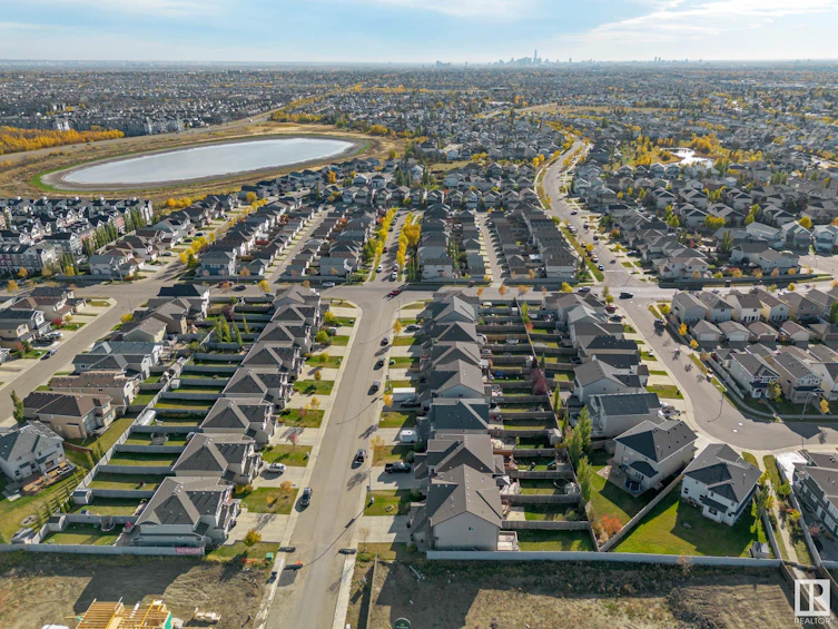 18036 85 Street NW, Edmonton, AB, T5Z 0E4 - 42