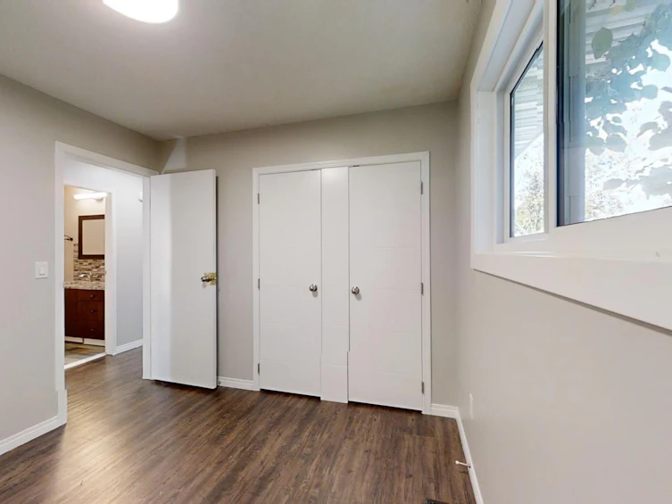 6207 17 Ave, Edmonton, AB, T6L 1N3 - 16
