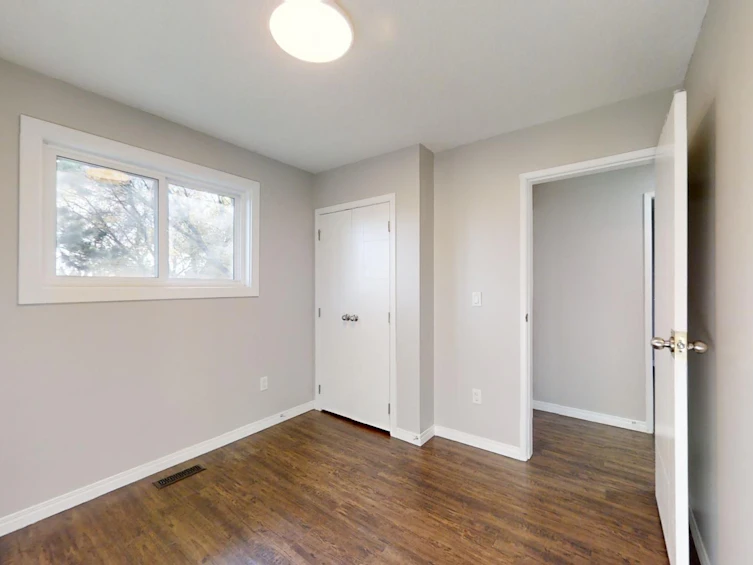 6207 17 Ave, Edmonton, AB, T6L 1N3 - 22