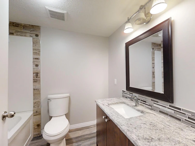 6207 17 Ave, Edmonton, AB, T6L 1N3 - 28