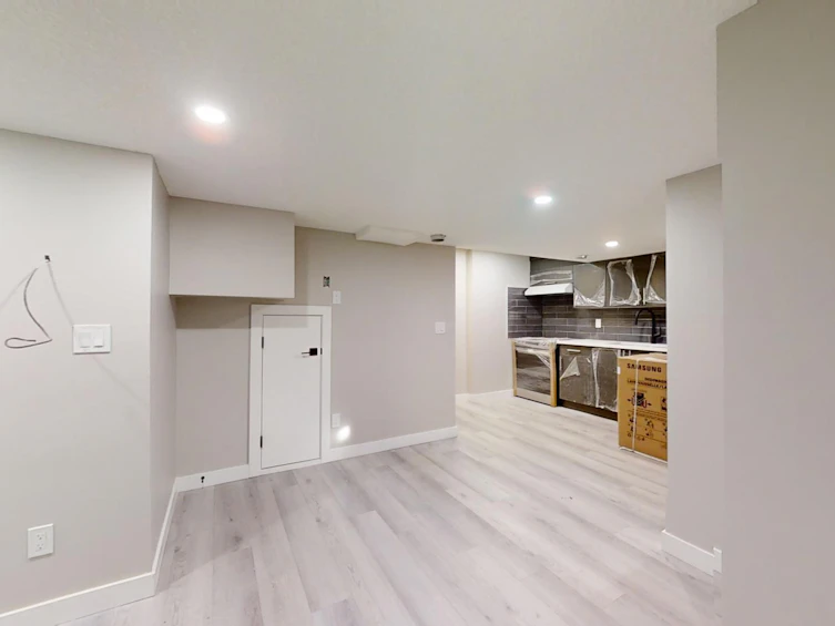 6125 17a Ave, Edmonton, AB, T6L 2B8 - 30