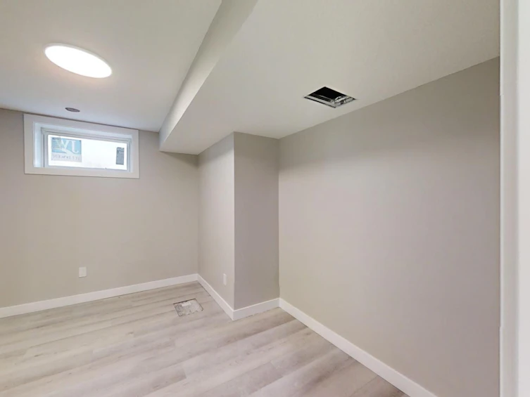 6125 17a Ave, Edmonton, AB, T6L 2B8 - 32